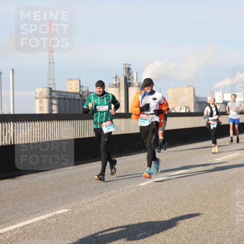 03.10.2025 - Köhlbrandbrückenlauf Lena Gebhardt http://msf.ph/oto/9126457 03.10.2025 09:46:25 Position 2 3164 meine-sportfotos.de