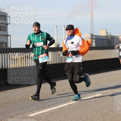 03.10.2025 - Köhlbrandbrückenlauf Lena Gebhardt http://msf.ph/oto/9126492 03.10.2025 09:46:26 Position 2 1526 meine-sportfotos.de