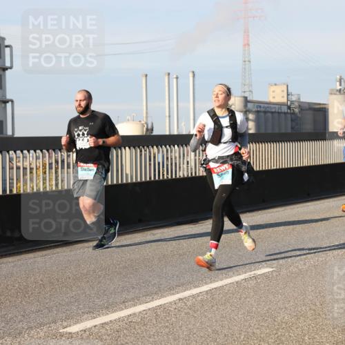 03.10.2025 - Köhlbrandbrückenlauf Lena Gebhardt http://msf.ph/oto/9126542 03.10.2025 09:46:28 Position 2  meine-sportfotos.de