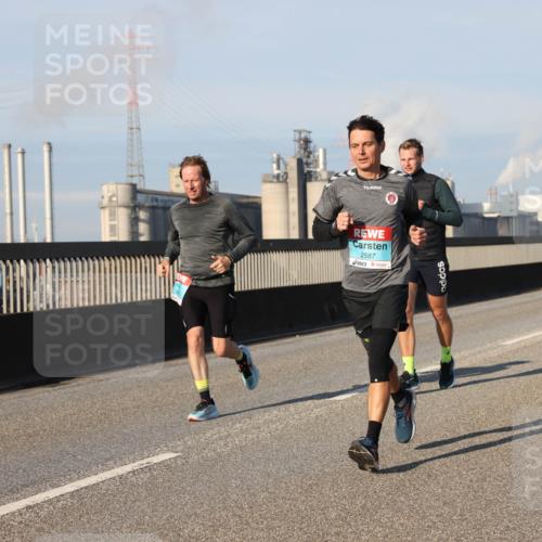 03.10.2025 - Köhlbrandbrückenlauf Lena Gebhardt http://msf.ph/oto/9126709 03.10.2025 09:46:36 Position 2 2587 meine-sportfotos.de