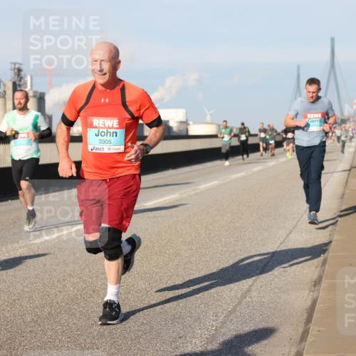 03.10.2025 - Köhlbrandbrückenlauf Lena Gebhardt http://msf.ph/oto/9126882 03.10.2025 09:46:42 Position 2 3305 meine-sportfotos.de