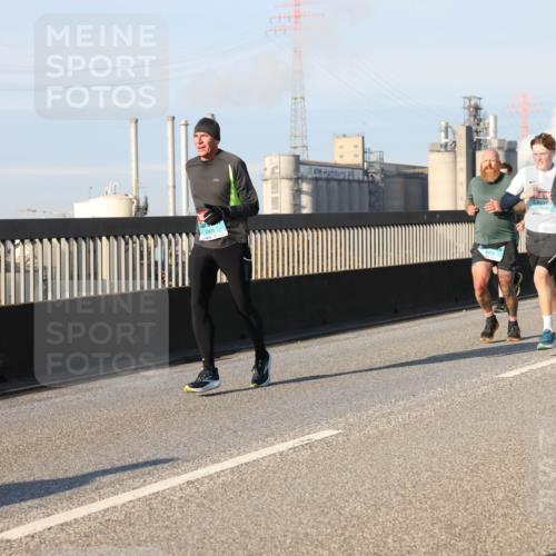 03.10.2025 - Köhlbrandbrückenlauf Lena Gebhardt http://msf.ph/oto/9127084 03.10.2025 09:46:54 Position 2 3301 meine-sportfotos.de