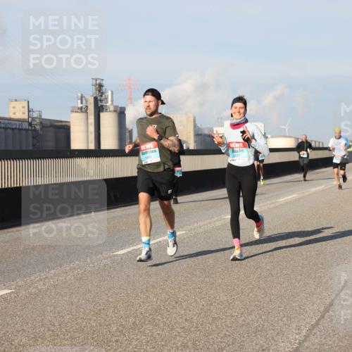 03.10.2025 - Köhlbrandbrückenlauf Lena Gebhardt http://msf.ph/oto/9127301 03.10.2025 09:47:05 Position 2 1088, 3227 meine-sportfotos.de