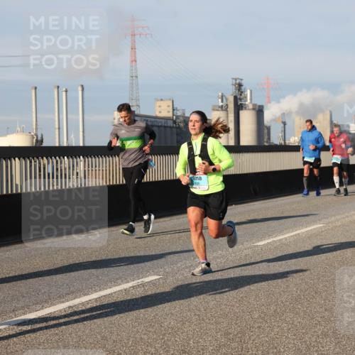 03.10.2025 - Köhlbrandbrückenlauf Lena Gebhardt http://msf.ph/oto/9127604 03.10.2025 09:47:29 Position 2 1836 meine-sportfotos.de