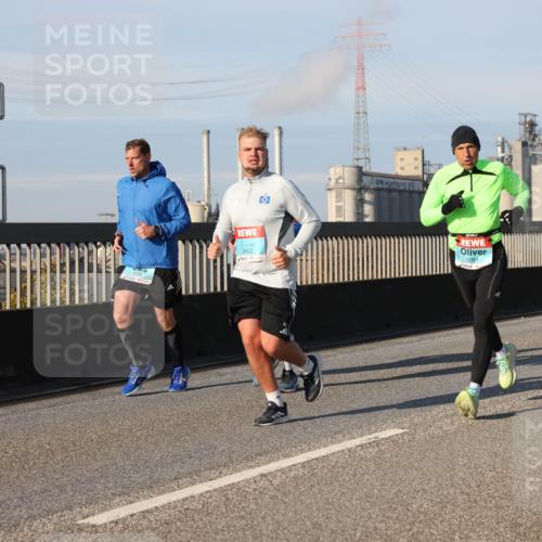 03.10.2025 - Köhlbrandbrückenlauf Lena Gebhardt http://msf.ph/oto/9127667 03.10.2025 09:47:33 Position 2 3802, 1091 meine-sportfotos.de