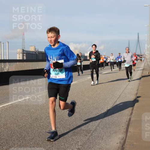 03.10.2025 - Köhlbrandbrückenlauf Lena Gebhardt http://msf.ph/oto/9127735 03.10.2025 09:47:36 Position 2 2920 meine-sportfotos.de