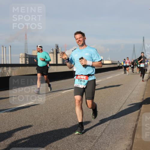 03.10.2025 - Köhlbrandbrückenlauf Lena Gebhardt http://msf.ph/oto/9128075 03.10.2025 09:47:58 Position 2 2732 meine-sportfotos.de