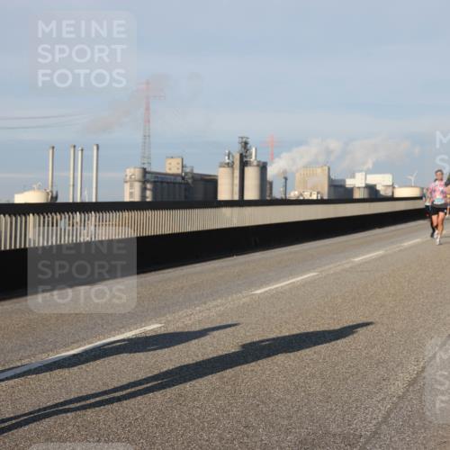 03.10.2025 - Köhlbrandbrückenlauf Lena Gebhardt http://msf.ph/oto/9128113 03.10.2025 09:48:01 Position 2 3791 meine-sportfotos.de