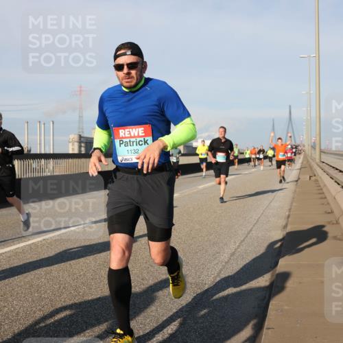 03.10.2025 - Köhlbrandbrückenlauf Lena Gebhardt http://msf.ph/oto/9128224 03.10.2025 09:48:08 Position 2 1132 meine-sportfotos.de