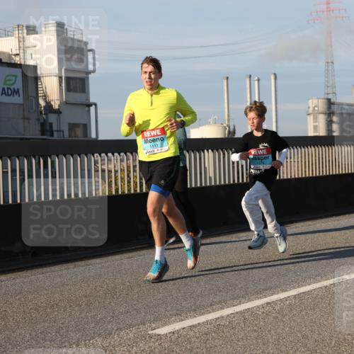 03.10.2025 - Köhlbrandbrückenlauf Lena Gebhardt http://msf.ph/oto/9128342 03.10.2025 09:48:13 Position 2 1111, 1173 meine-sportfotos.de
