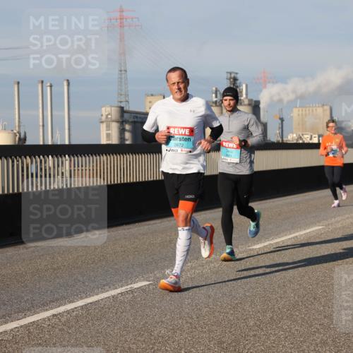 03.10.2025 - Köhlbrandbrückenlauf Lena Gebhardt http://msf.ph/oto/9128638 03.10.2025 09:48:25 Position 2 2672, 3821 meine-sportfotos.de