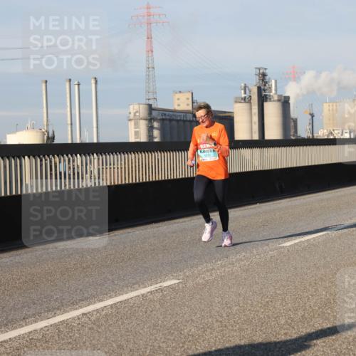 03.10.2025 - Köhlbrandbrückenlauf Lena Gebhardt http://msf.ph/oto/9128704 03.10.2025 09:48:27 Position 2 1211 meine-sportfotos.de