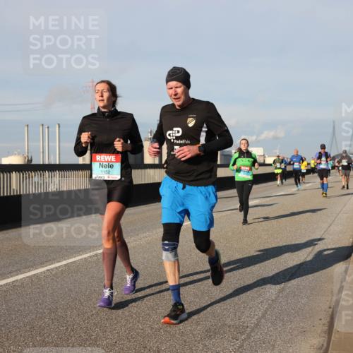 03.10.2025 - Köhlbrandbrückenlauf Lena Gebhardt http://msf.ph/oto/9129411 03.10.2025 09:48:52 Position 2 1152 meine-sportfotos.de