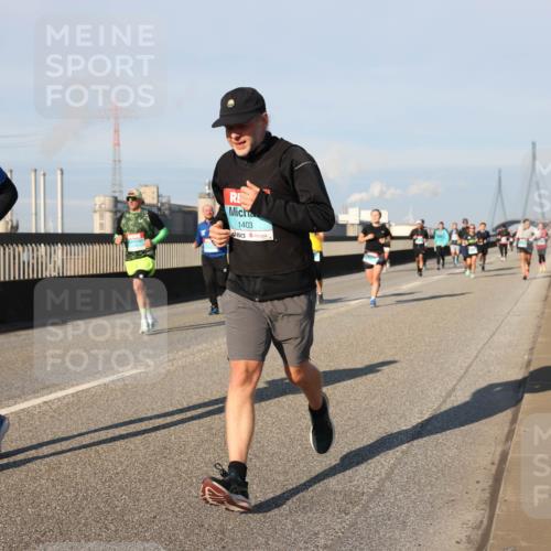 03.10.2025 - Köhlbrandbrückenlauf Lena Gebhardt http://msf.ph/oto/9129585 03.10.2025 09:48:59 Position 2 3679, 1403 meine-sportfotos.de