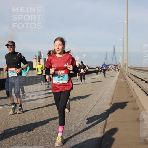 03.10.2025 - Köhlbrandbrückenlauf Lena Gebhardt http://msf.ph/oto/9129787 03.10.2025 09:49:07 Position 2 1255, 2084 meine-sportfotos.de