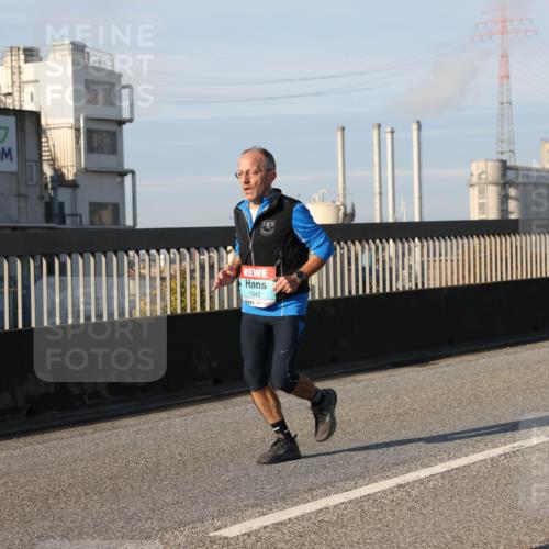 03.10.2025 - Köhlbrandbrückenlauf Lena Gebhardt http://msf.ph/oto/9130154 03.10.2025 09:49:21 Position 2 1340 meine-sportfotos.de