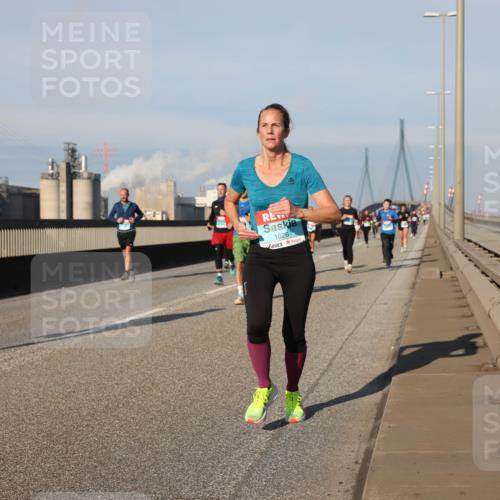 03.10.2025 - Köhlbrandbrückenlauf Lena Gebhardt http://msf.ph/oto/9130239 03.10.2025 09:49:24 Position 2 12, 1626 meine-sportfotos.de