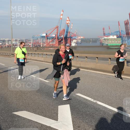03.10.2025 - Köhlbrandbrückenlauf Yannick Fuchs http://msf.ph/oto/9130262 03.10.2025 09:02:37 Position 2  meine-sportfotos.de