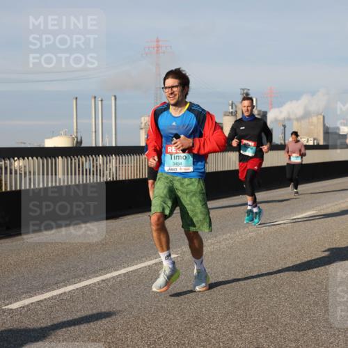 03.10.2025 - Köhlbrandbrückenlauf Lena Gebhardt http://msf.ph/oto/9130328 03.10.2025 09:49:26 Position 2 3484 meine-sportfotos.de