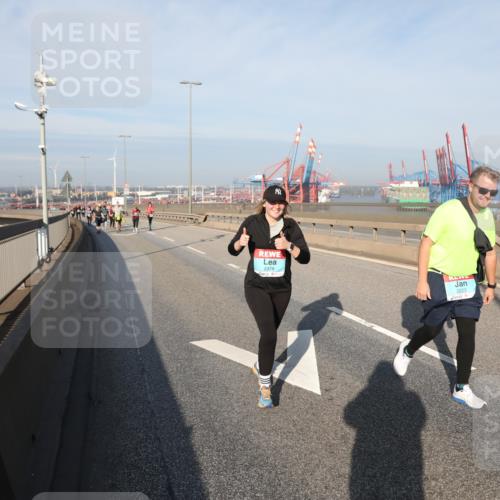 03.10.2025 - Köhlbrandbrückenlauf Yannick Fuchs http://msf.ph/oto/9130374 03.10.2025 09:02:41 Position 2 2378, 2223 meine-sportfotos.de
