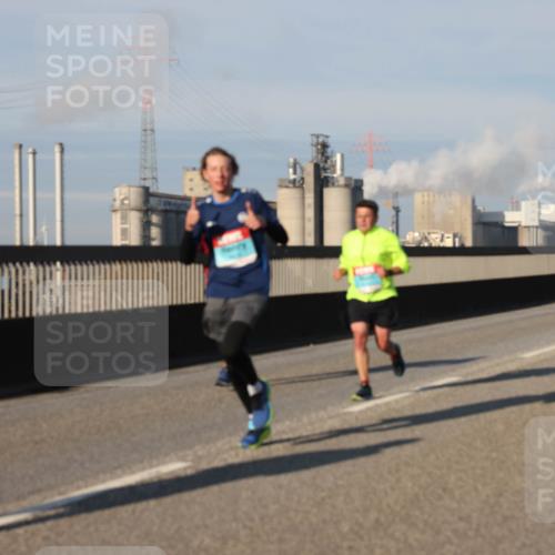 03.10.2025 - Köhlbrandbrückenlauf Lena Gebhardt http://msf.ph/oto/9130725 03.10.2025 09:49:40 Position 2  meine-sportfotos.de