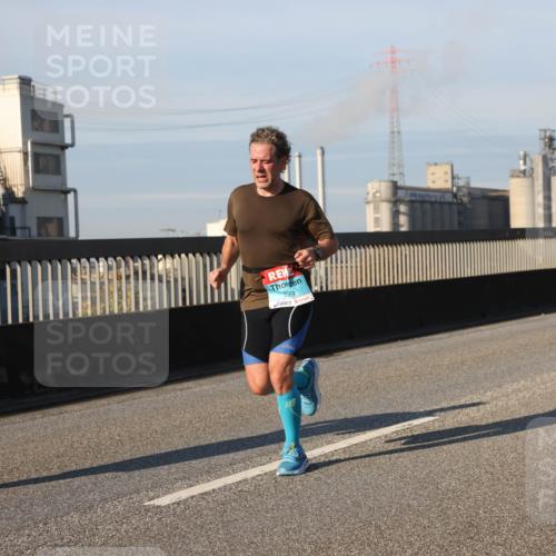 03.10.2025 - Köhlbrandbrückenlauf Lena Gebhardt http://msf.ph/oto/9131384 03.10.2025 09:49:58 Position 2 2913 meine-sportfotos.de