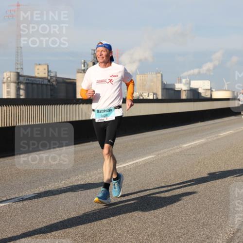 03.10.2025 - Köhlbrandbrückenlauf Lena Gebhardt http://msf.ph/oto/9131595 03.10.2025 09:50:02 Position 2 3426 meine-sportfotos.de