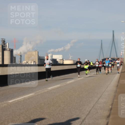 03.10.2025 - Köhlbrandbrückenlauf Lena Gebhardt http://msf.ph/oto/9131760 03.10.2025 09:50:07 Position 2  meine-sportfotos.de