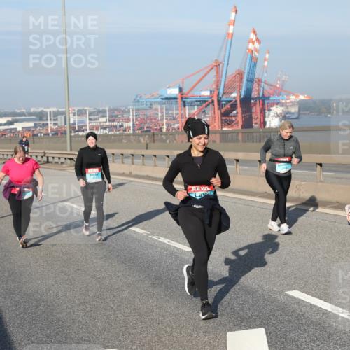 03.10.2025 - Köhlbrandbrückenlauf Yannick Fuchs http://msf.ph/oto/9131992 03.10.2025 09:03:58 Position 2  meine-sportfotos.de