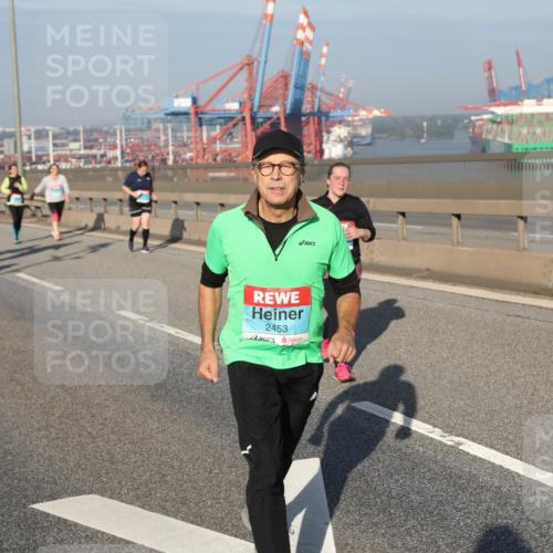 03.10.2025 - Köhlbrandbrückenlauf Yannick Fuchs http://msf.ph/oto/9132247 03.10.2025 09:04:10 Position 2 2453 meine-sportfotos.de