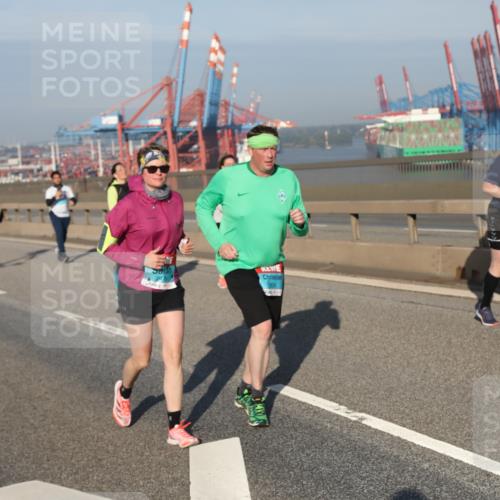 03.10.2025 - Köhlbrandbrückenlauf Yannick Fuchs http://msf.ph/oto/9132302 03.10.2025 09:04:18 Position 2  meine-sportfotos.de