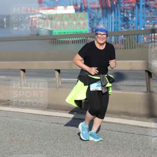 03.10.2025 - Köhlbrandbrückenlauf Yannick Fuchs http://msf.ph/oto/9132544 03.10.2025 09:04:41 Position 2 2603 meine-sportfotos.de