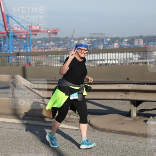 03.10.2025 - Köhlbrandbrückenlauf Yannick Fuchs http://msf.ph/oto/9132579 03.10.2025 09:04:42 Position 2 26, 118 meine-sportfotos.de