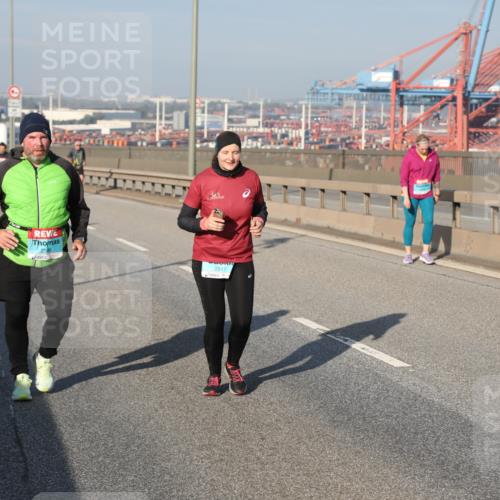 03.10.2025 - Köhlbrandbrückenlauf Yannick Fuchs http://msf.ph/oto/9132801 03.10.2025 09:05:08 Position 2 2517 meine-sportfotos.de