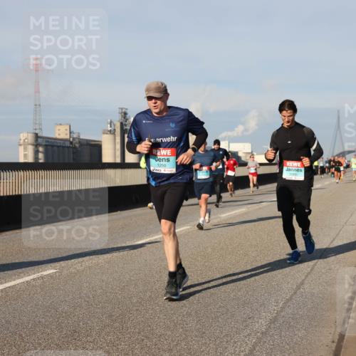03.10.2025 - Köhlbrandbrückenlauf Lena Gebhardt http://msf.ph/oto/9132914 03.10.2025 09:50:48 Position 2 1250, 1089 meine-sportfotos.de