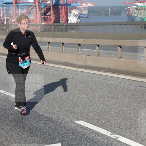 03.10.2025 - Köhlbrandbrückenlauf Yannick Fuchs http://msf.ph/oto/9133021 03.10.2025 09:05:28 Position 2 2226 meine-sportfotos.de