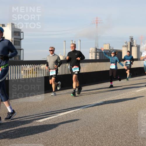 03.10.2025 - Köhlbrandbrückenlauf Lena Gebhardt http://msf.ph/oto/9133238 03.10.2025 09:51:07 Position 2 1364, 1172 meine-sportfotos.de