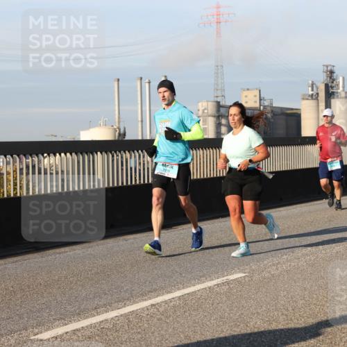 03.10.2025 - Köhlbrandbrückenlauf Lena Gebhardt http://msf.ph/oto/9133343 03.10.2025 09:51:15 Position 2 2776 meine-sportfotos.de
