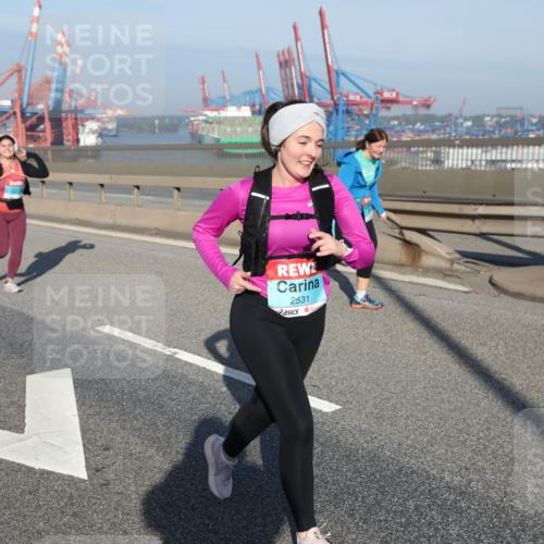 03.10.2025 - Köhlbrandbrückenlauf Yannick Fuchs http://msf.ph/oto/9133389 03.10.2025 09:05:56 Position 2 2531 meine-sportfotos.de