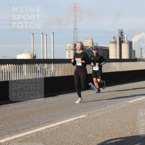 03.10.2025 - Köhlbrandbrückenlauf Lena Gebhardt http://msf.ph/oto/9133495 03.10.2025 09:51:25 Position 2 2793 meine-sportfotos.de