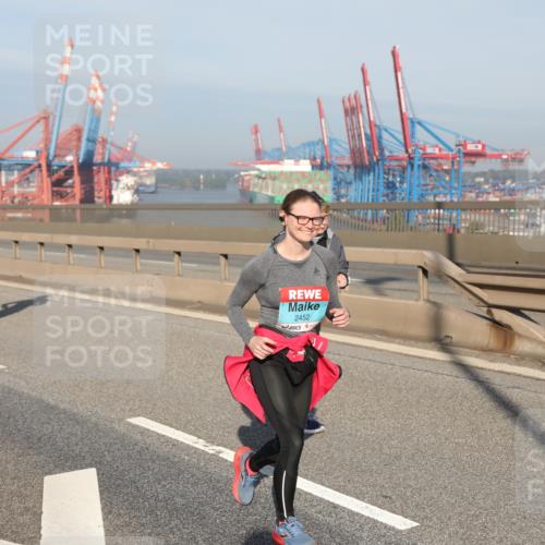 03.10.2025 - Köhlbrandbrückenlauf Yannick Fuchs http://msf.ph/oto/9133522 03.10.2025 09:06:18 Position 2 2452 meine-sportfotos.de