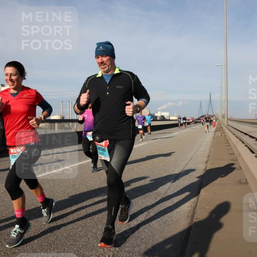 03.10.2025 - Köhlbrandbrückenlauf Lena Gebhardt http://msf.ph/oto/9133810 03.10.2025 09:51:48 Position 2 1876 meine-sportfotos.de