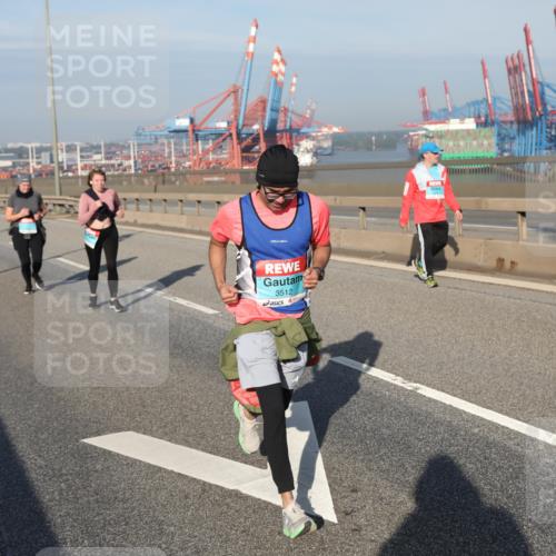 03.10.2025 - Köhlbrandbrückenlauf Yannick Fuchs http://msf.ph/oto/9133881 03.10.2025 09:07:02 Position 2 3512 meine-sportfotos.de
