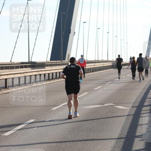 03.10.2025 - Köhlbrandbrückenlauf Yannick Fuchs http://msf.ph/oto/9134069 03.10.2025 09:07:36 Position 2  meine-sportfotos.de