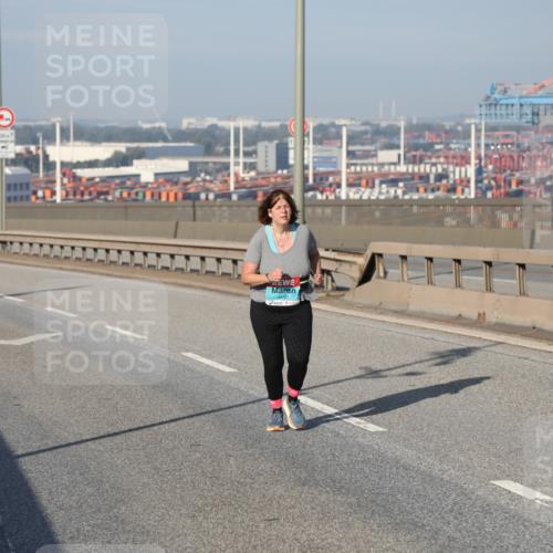 03.10.2025 - Köhlbrandbrückenlauf Yannick Fuchs http://msf.ph/oto/9134077 03.10.2025 09:07:53 Position 2  meine-sportfotos.de