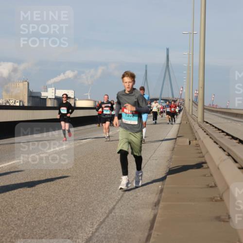 03.10.2025 - Köhlbrandbrückenlauf Lena Gebhardt http://msf.ph/oto/9134119 03.10.2025 09:52:15 Position 2 3707 meine-sportfotos.de