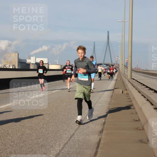 03.10.2025 - Köhlbrandbrückenlauf Lena Gebhardt http://msf.ph/oto/9134122 03.10.2025 09:52:15 Position 2 3707 meine-sportfotos.de