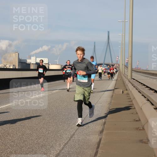 03.10.2025 - Köhlbrandbrückenlauf Lena Gebhardt http://msf.ph/oto/9134125 03.10.2025 09:52:15 Position 2 3707 meine-sportfotos.de