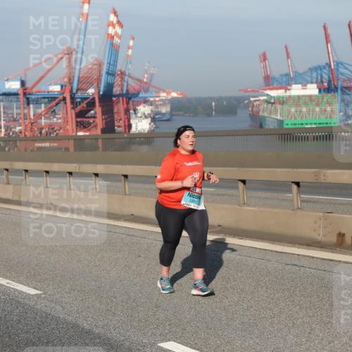 03.10.2025 - Köhlbrandbrückenlauf Yannick Fuchs http://msf.ph/oto/9134342 03.10.2025 09:09:19 Position 2 1389 meine-sportfotos.de