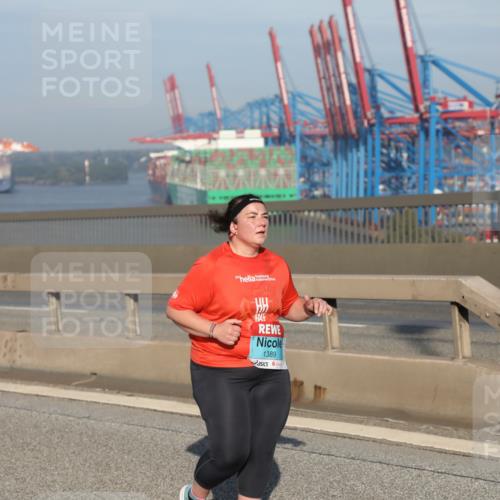 03.10.2025 - Köhlbrandbrückenlauf Yannick Fuchs http://msf.ph/oto/9134353 03.10.2025 09:09:20 Position 2 1389 meine-sportfotos.de